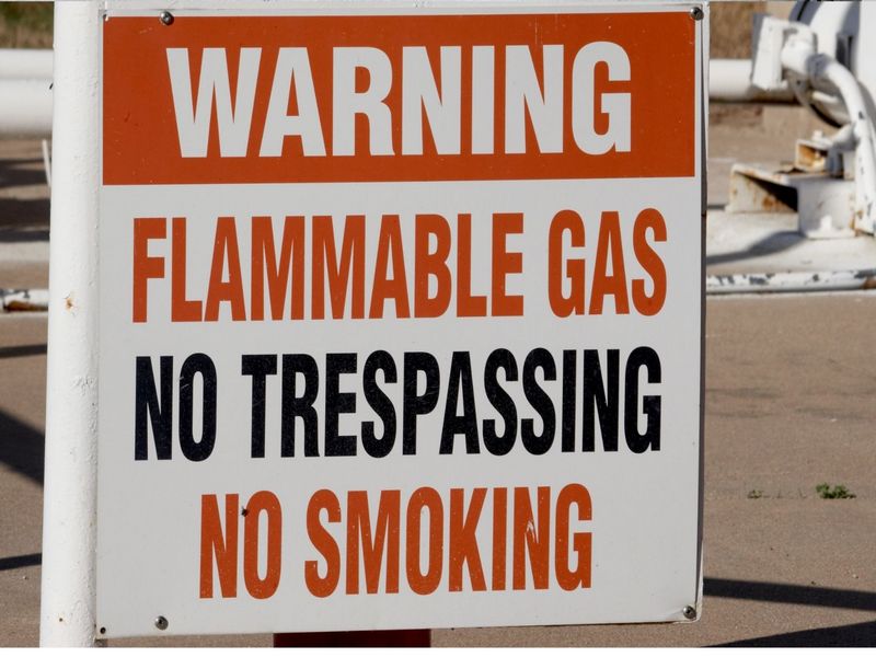 gas warning labels 07
